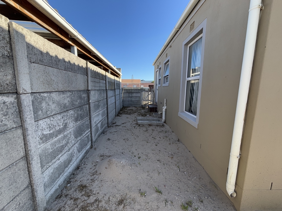 2 Bedroom Property for Sale in Rondevlei Park Western Cape